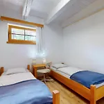Apartment Pri Jazere