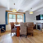 Pri Jazere Apartment Lestiny