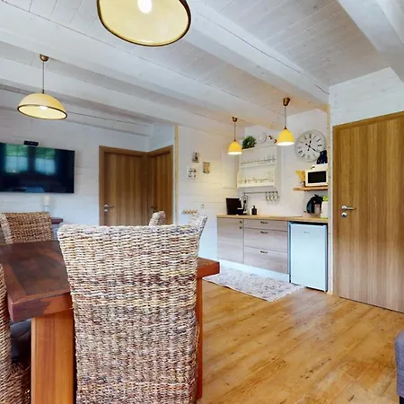 Pri Jazere Apartment *